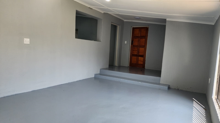 To Let 4 Bedroom Property for Rent in Joostenberg Western Cape